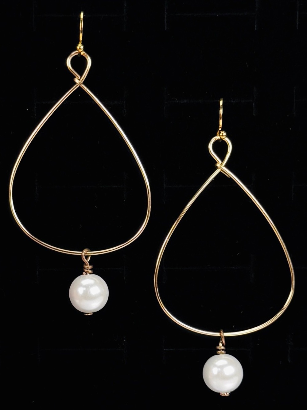 Feminine large lightweight, goldtone wire wrapped faux pearl pierced earrings 